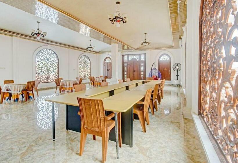 בית מלון כפרי Oyo 90585 Saka Ganta Guest House