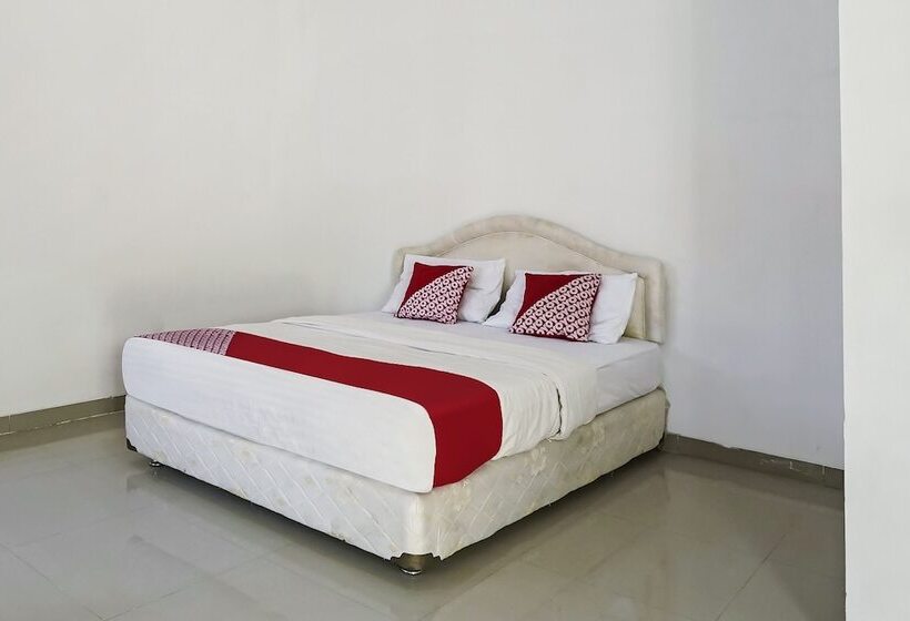 Отель Oyo 90595 Ferezsa Kost Syariah