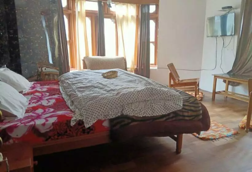 هتل Samaa Resorts, Chitkul Himachal Pradesh