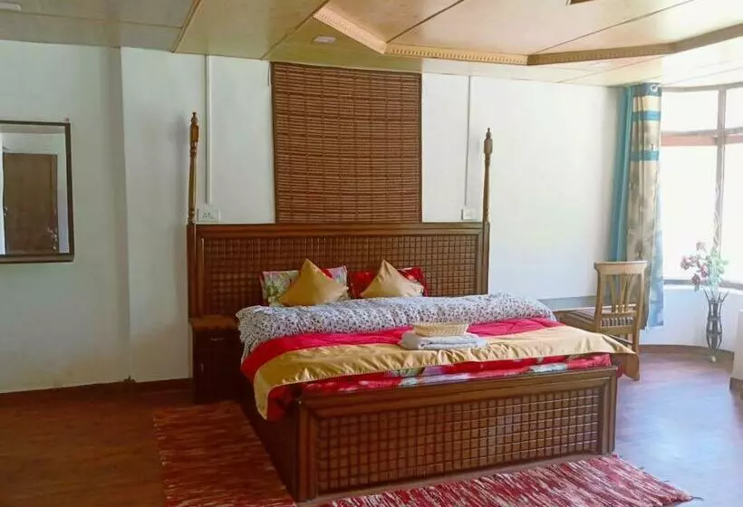 هتل Samaa Resorts, Chitkul Himachal Pradesh