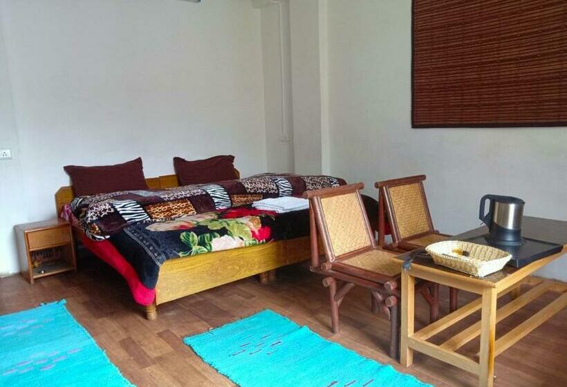 בית מלון כפרי Samaa Resorts, Chitkul Himachal Pradesh