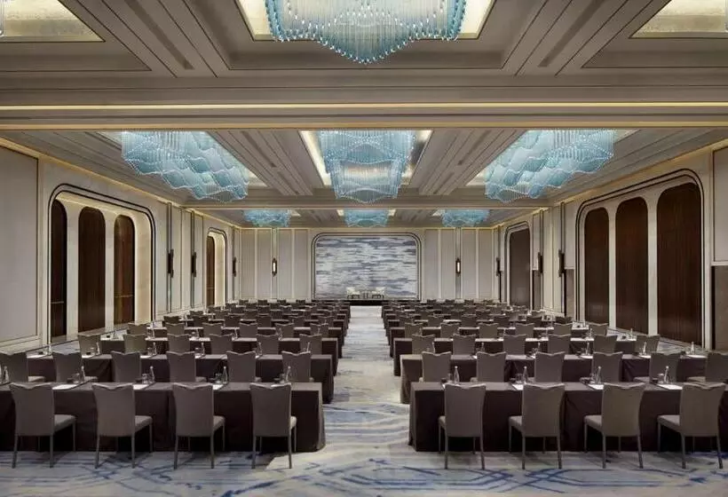ホテル The St. Regis Qingdao
