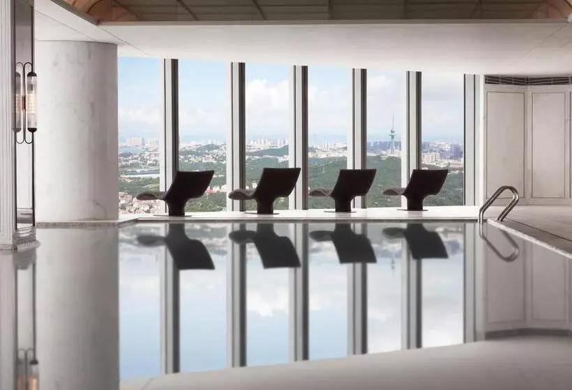 ホテル The St. Regis Qingdao
