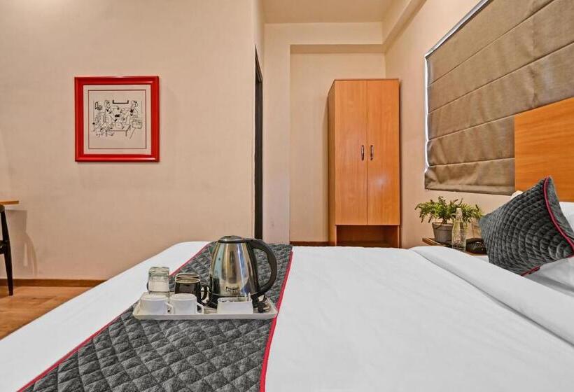 هتل Townhouse 453 Malviya Nagar