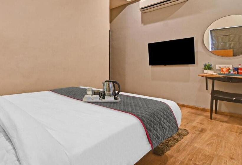 هتل Townhouse 453 Malviya Nagar