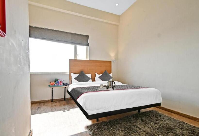 هتل Townhouse 453 Malviya Nagar