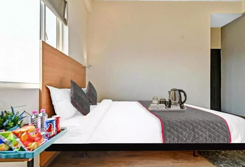 هتل Townhouse 453 Malviya Nagar