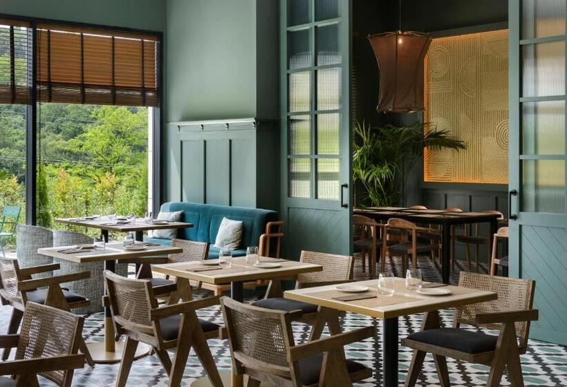 فندق Tres Reyes San Sebastian