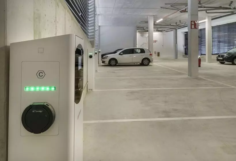 ホテル Tres Reyes San Sebastian