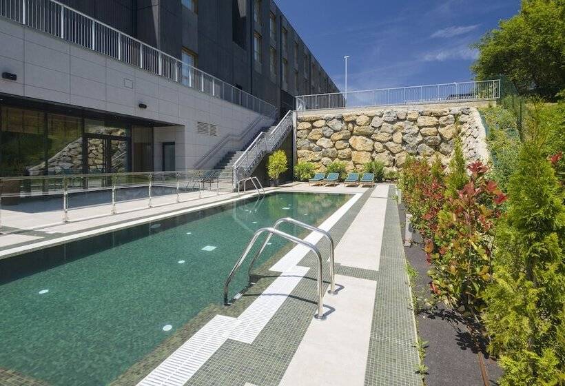 فندق Tres Reyes San Sebastian