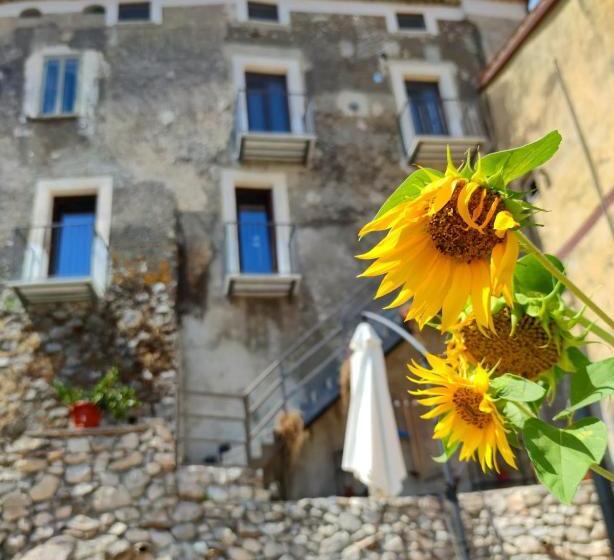 بنسيون Al Castello