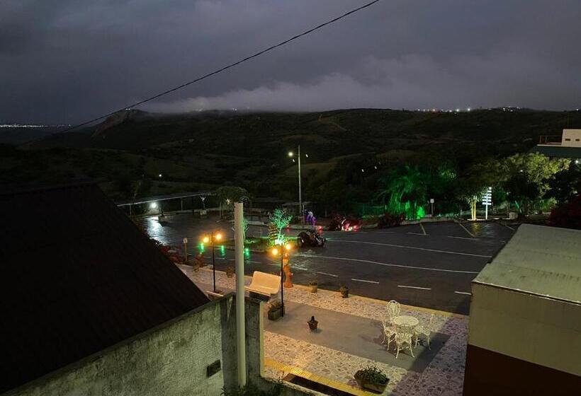 Pensão Encanto Dos Pássaros