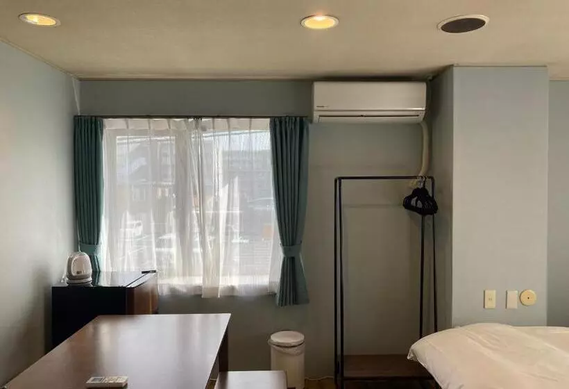 پانسیون J Hoppers Beppu Guesthouse ジェイホッパーズ別府ゲストハウス