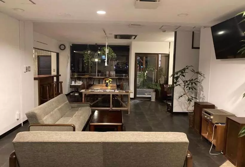 پانسیون J Hoppers Beppu Guesthouse ジェイホッパーズ別府ゲストハウス