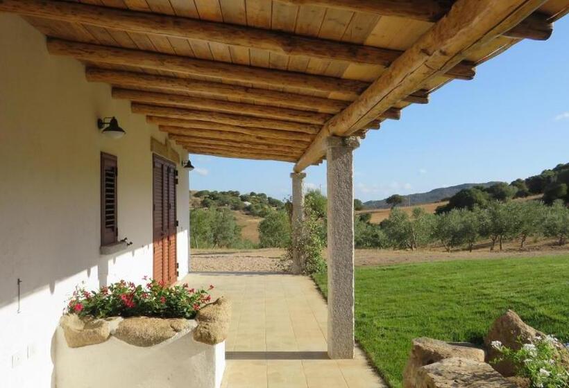 بنسيون Macciuneddu Country Retreat