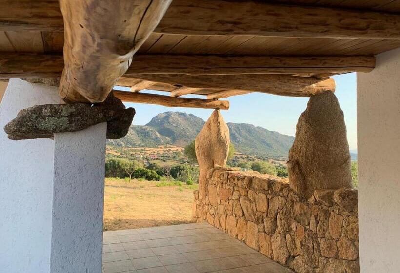 بنسيون Macciuneddu Country Retreat