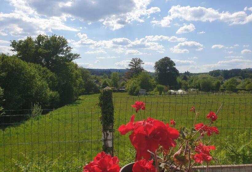 Auberge Du Bois De L étang Motel Les Tilleuls