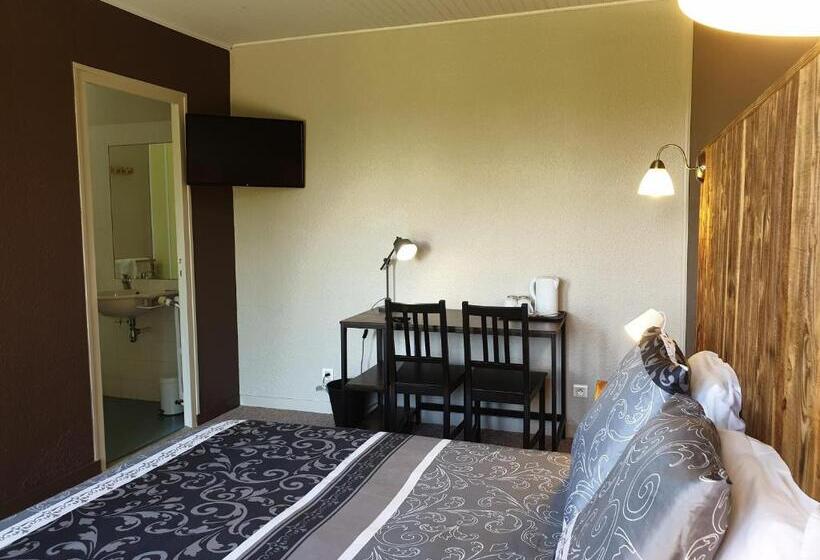 Auberge Du Bois De L étang Motel Les Tilleuls