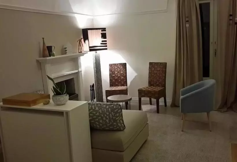 Aamiaismajoitus (B&B) Oikia