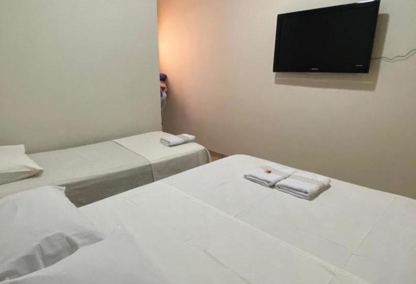 בית מלון כפרי Pousada Aeroporto