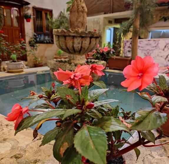 هتل şarkçırağan Konak Boutique