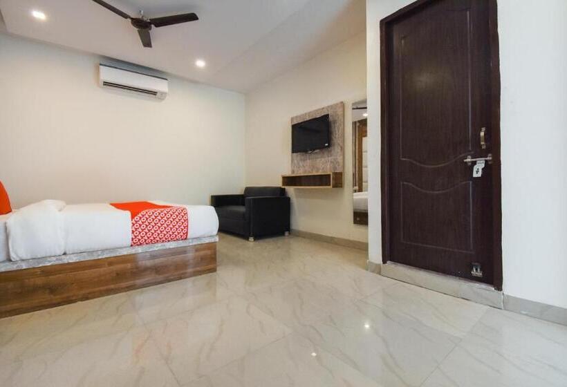 فندق Hc Sohana Inn