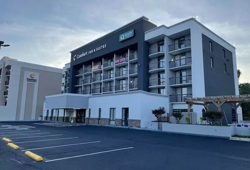 ホテル Comfort Inn & Suites Spring Lake   Fayetteville Near Fort Liberty