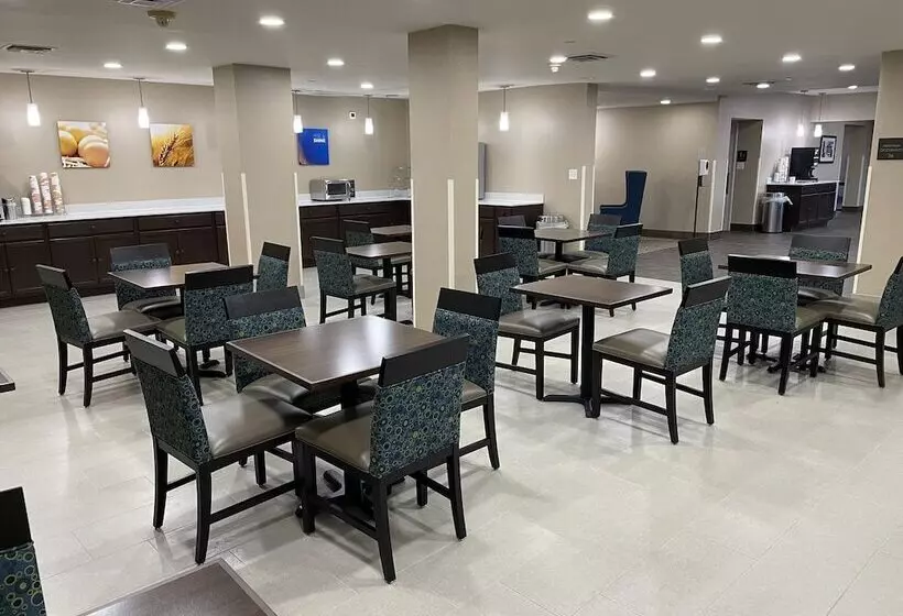 ホテル Comfort Inn & Suites Spring Lake   Fayetteville Near Fort Liberty