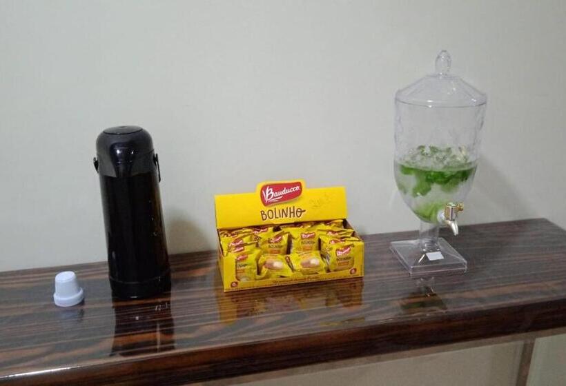 בית מלון כפרי Pousada Aeroporto