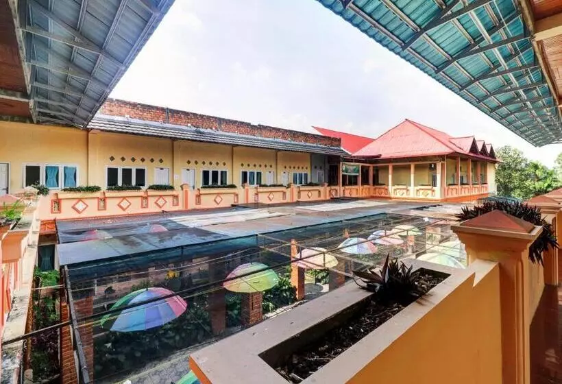 Oyo 11350o Hotel R Cantika Syariah