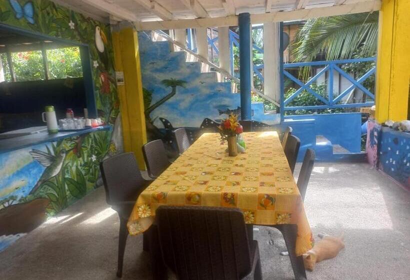 Pension Peñas De Guachalito