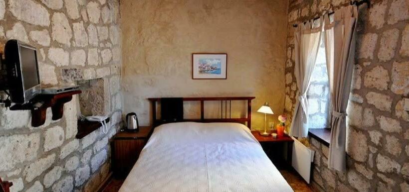 Ostello Cozy Room In A Boutique Hotel Near Popular Attractions Of Cesme