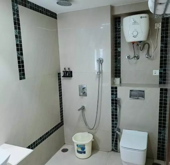ホテル Alba Premier, Indore