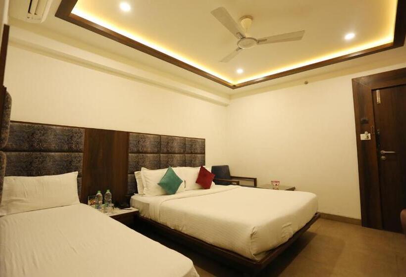 هتل Alba Premier, Indore