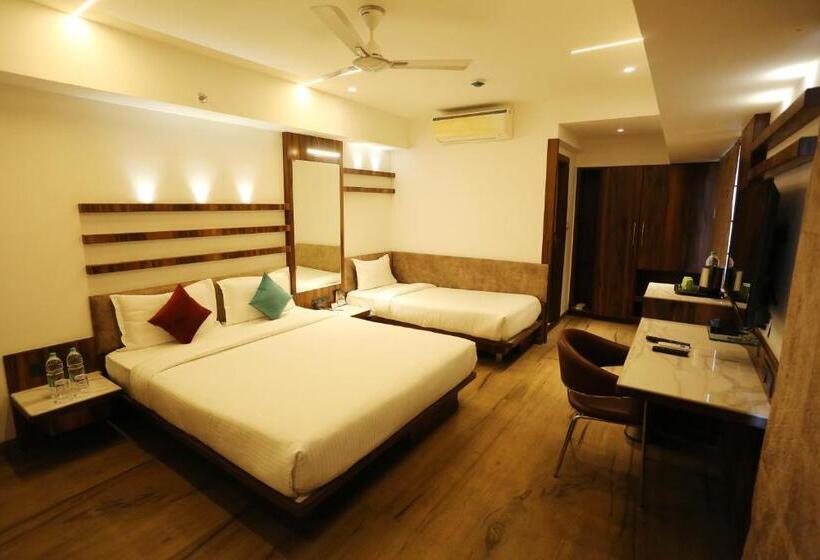 هتل Alba Premier, Indore