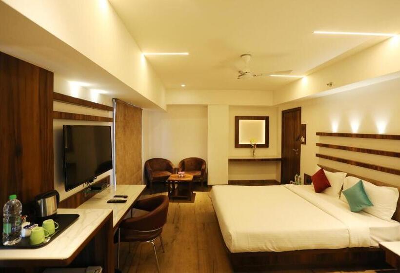 هتل Alba Premier, Indore