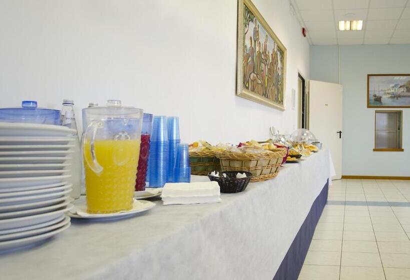 هتل Casa Per Ferie Il Pioppo