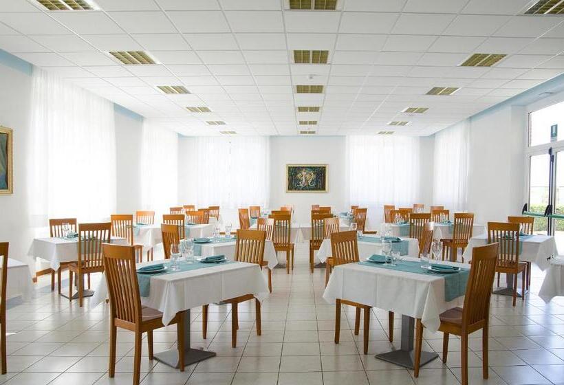 هتل Casa Per Ferie Il Pioppo