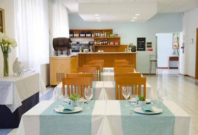 هتل Casa Per Ferie Il Pioppo