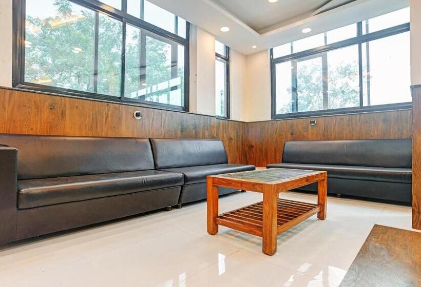 酒店 Collection O 81434 Rama Greens