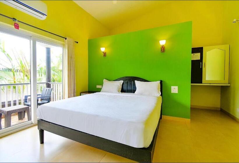 בית מלון כפרי Fabescape Vagator Retreat Resort With Swimming Pool   Nr Vagator Beach