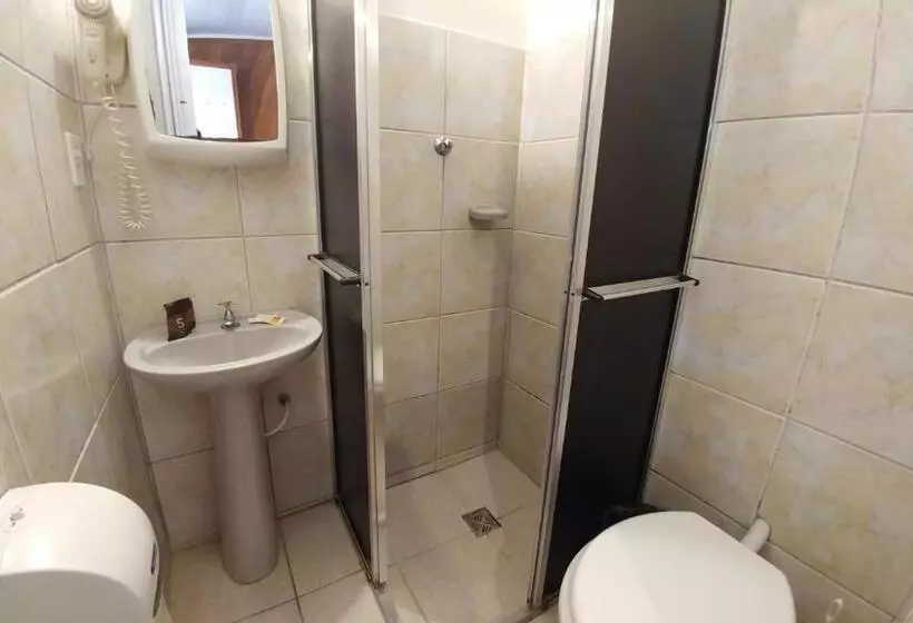 Hotelli Pousada Pé Na Areia   Ilha Do Mel