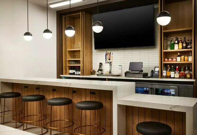 ホテル Staybridge Suites   Auburn   University Area, An Ihg