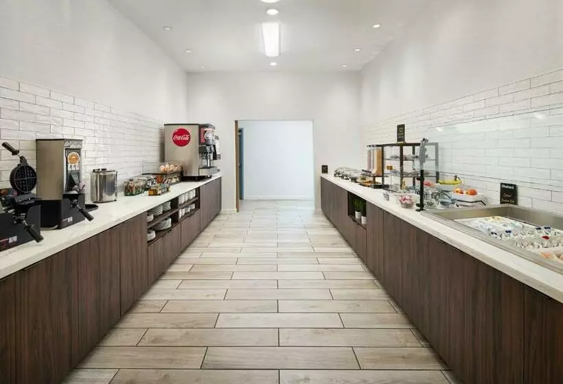 ホテル Staybridge Suites   Auburn   University Area, An Ihg