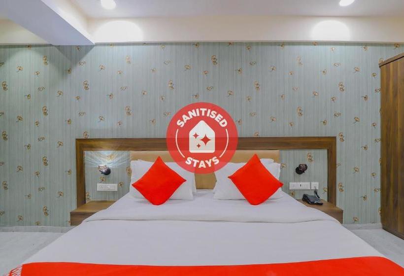 Hôtel Flagship 81410  Radhe