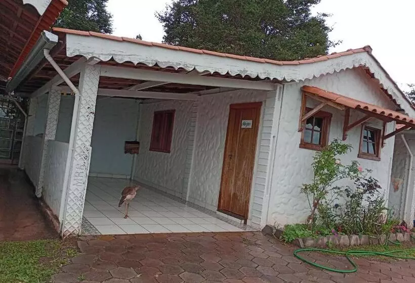 پانسیون Chalés Do Apolinário
