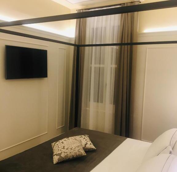 پانسیون La Bella Modena Centro