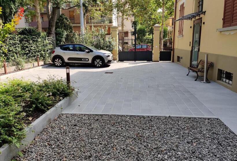 پانسیون La Bella Modena Centro