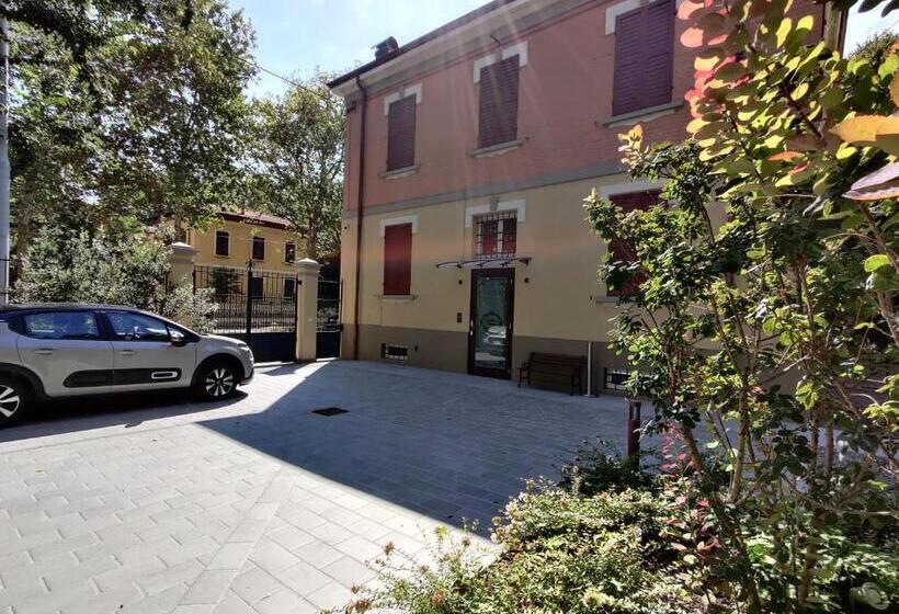 پانسیون La Bella Modena Centro