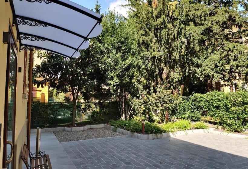 پانسیون La Bella Modena Centro